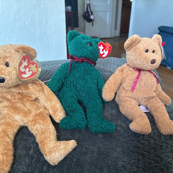 Cashew, holiday,Curly - Picture 1 of 14